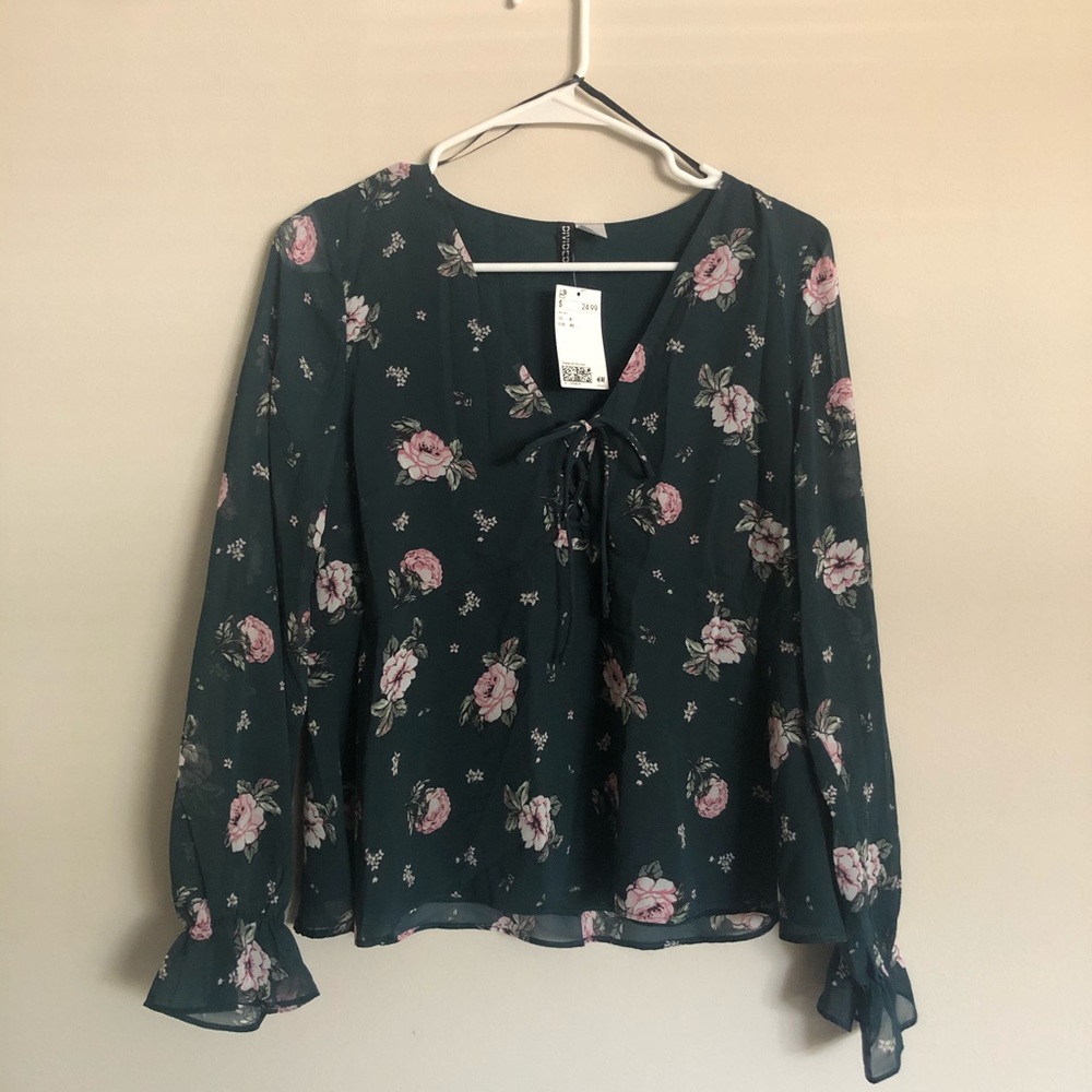 Floral long sleeve blouse